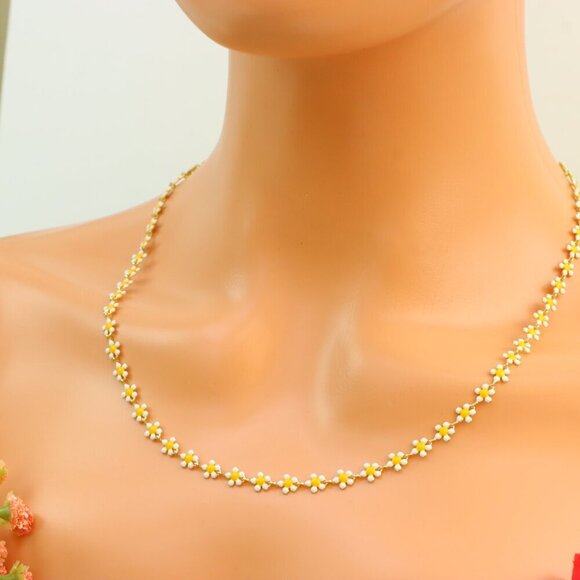 "New Beautiful Design Necklace Chain for Women/Girls, Gift, N701 - Picture 3 of 10